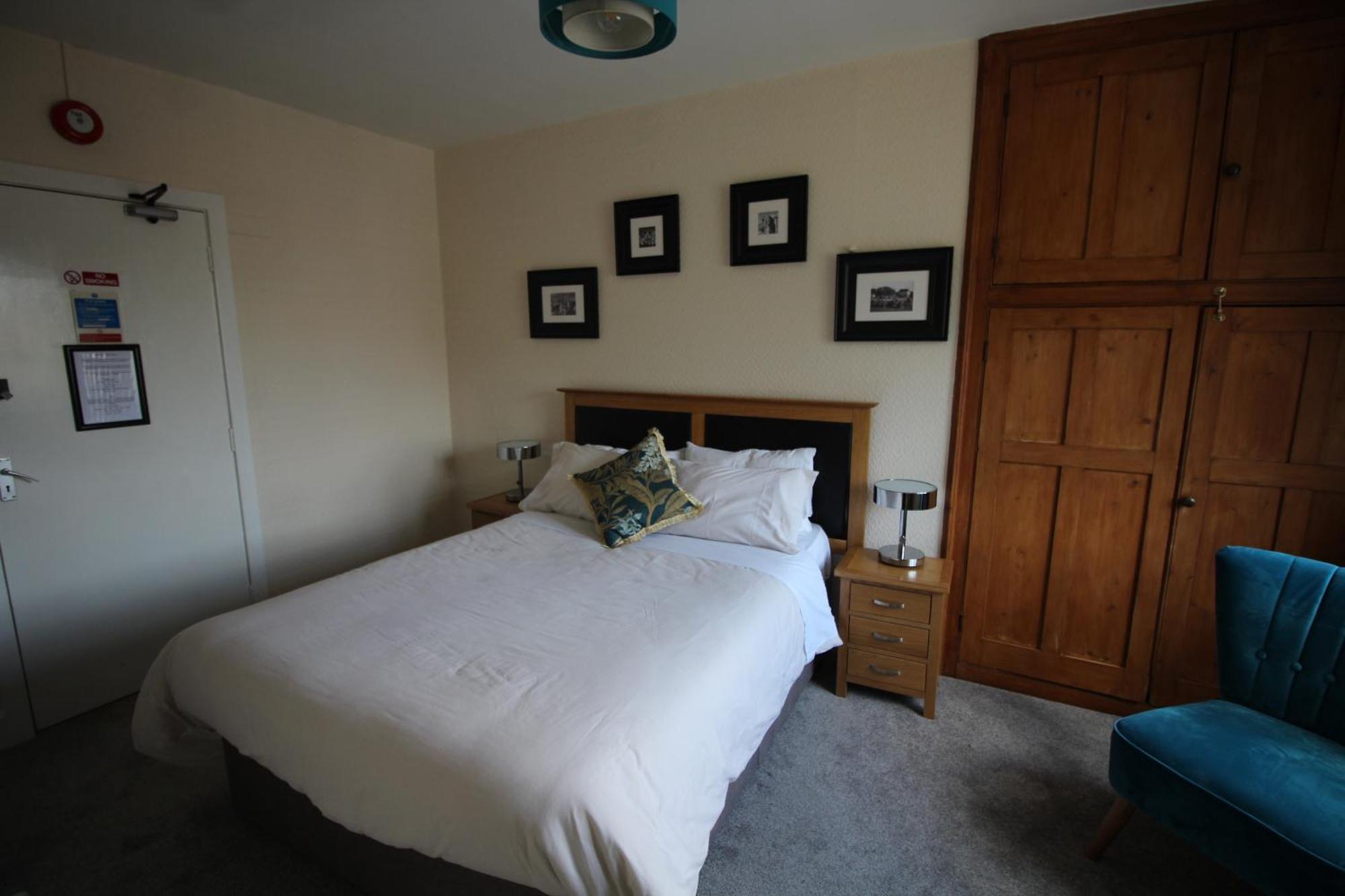 The Clothiers Arms Hotel Stroud  Bilik gambar